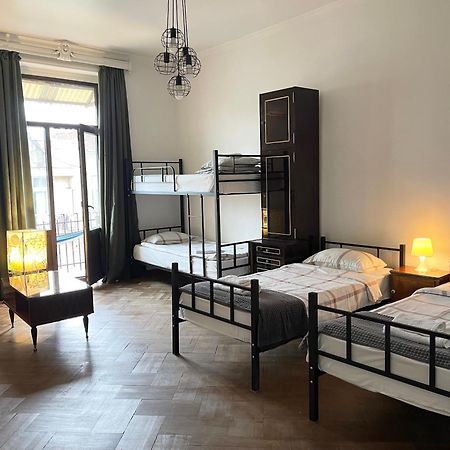 טביליסי Guest House Third Floor מראה חיצוני תמונה