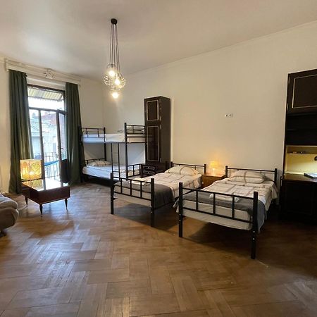 טביליסי Guest House Third Floor מראה חיצוני תמונה