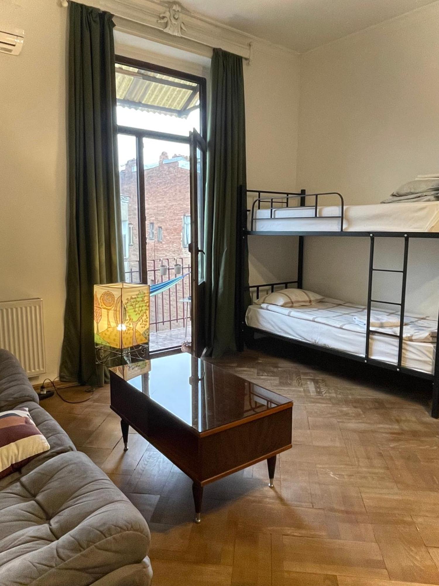 טביליסי Guest House Third Floor מראה חיצוני תמונה